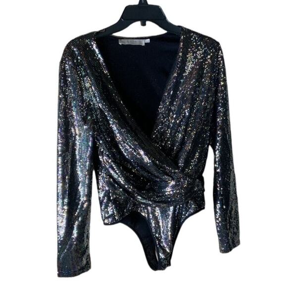 ASTR Lipsy Metallic Bodysuit Women's Size Large Glitter Disco Sequin Silver Top - Picture 4 of 11